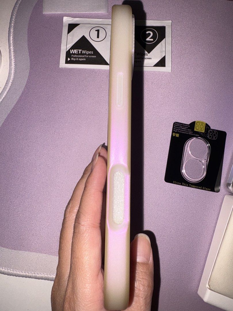 Popsocket Opalescent White iPhone 16 Plus Magsafe Case (Category: Cases & Sleeves) located in Quezon City. Submitted by rafaselle (Listing ID 1452241311, Image 3). Description: Original Popsocket case with Magsafe Yellowing on the sides with slight scratches Comes with FREE camera lens protector More details here: https://www.popsockets.com/en-us/p/cases/iphone/iphone-16-plus/opalescent-white%C2%A0-%E2%80%94-iphone-16-plus-magsafe-case/704743.htm