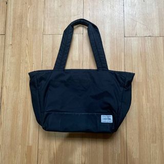 (Category: ) located in . Submitted by outdoor_threadsss (Listing ID 1452238623, Image 1). Description: .