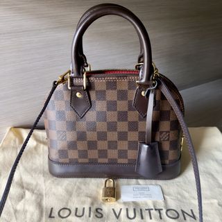 (Kategori: ) berada di . Dikirim oleh mini_chic (ID iklan 1452273389, Gambar 1). Deskripsi: .