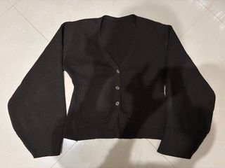 (Kategori: ) berada di . Dikirim oleh preloved___pieces (ID iklan 1452258998, Gambar 1). Deskripsi: .