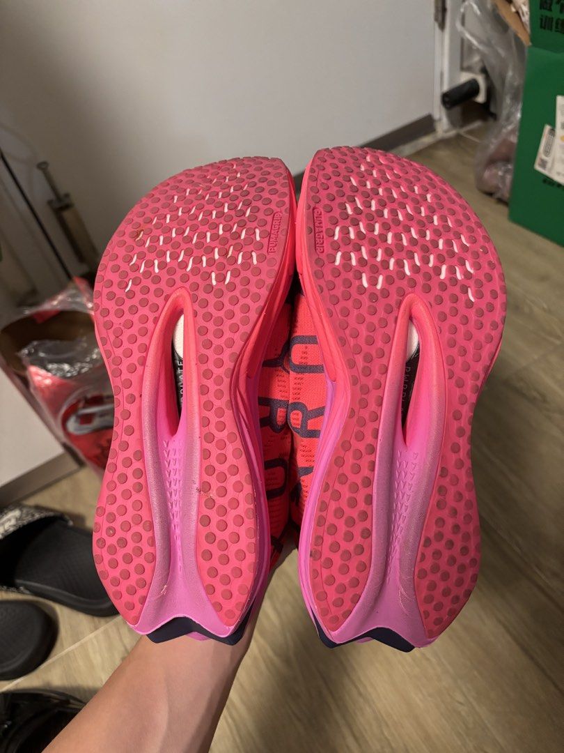 Puma Deviate Nitro Elite 4 Hyrox （分類：波鞋）位於 Hong Kong。 由 thomasheyhey 提交（商品編號 1452277685，圖片 2）。簡介： -Used 3-4 times for hyrox training & running (less than 20km) -No box, no receipt 。