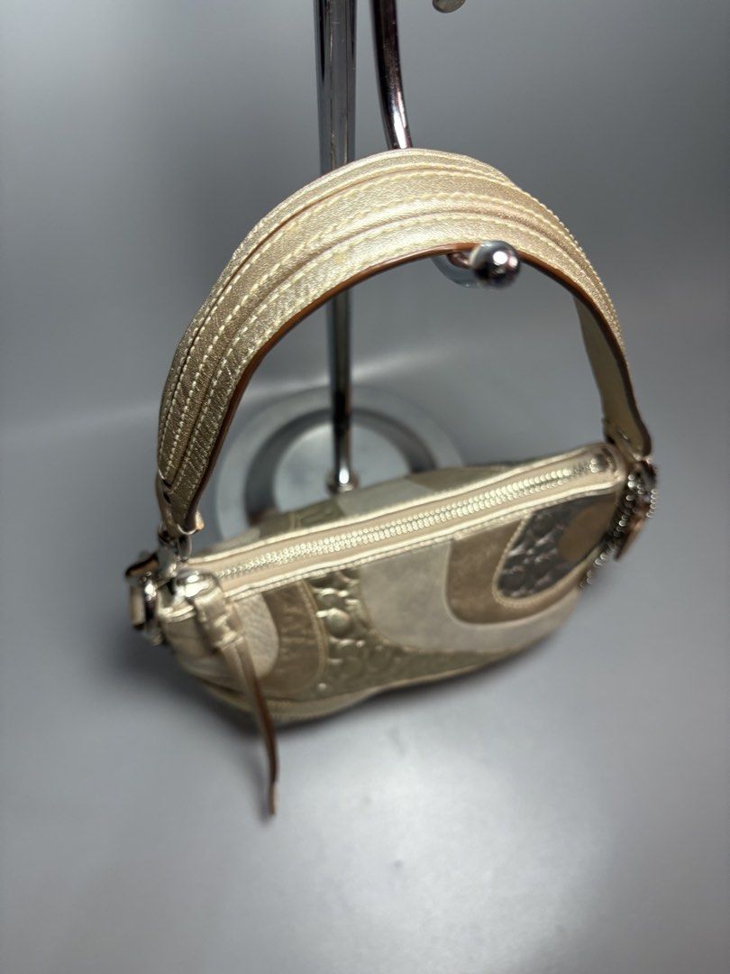rare coach patchwork shoulderbag gold metallic (Category: Shoulder Bags) located in Manila. Submitted by cocorua.bags (Listing ID 1452149352, Image 3). Description: good condition. looks new may normal excess lang sa glue at the bottom and minimal signs of usage sa ilalim ng handle. authentic piece .