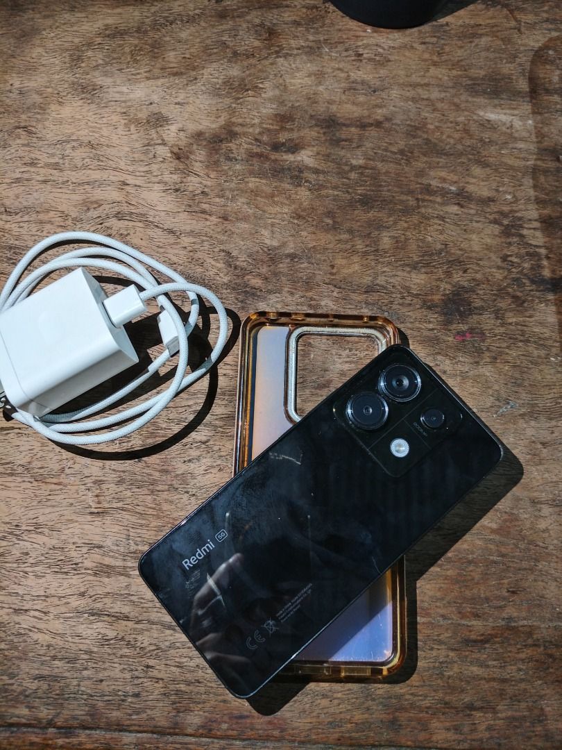 REDMI NOTE 13 pro 5g (Category: Xiaomi) located in Caloocan City. Submitted by red_29 (Listing ID 1452115312, Image 1). Description: Redmi Note 13 Pro 5G (8+4GB RAM / 256GB) Complete Price: 8500 Selling my Redmi Note 13 Pro 5G. Reason for selling: Need cash. Condition: No issues - All buttons working - Cameras working perfectly Smooth performance - Good battery life - Factory reset before meetup - Never repaired or opened. Meetup preferred for te