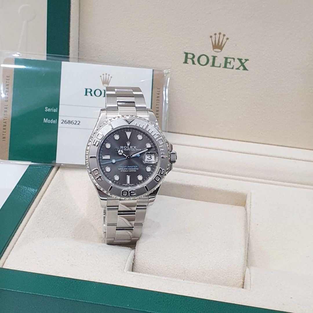 由 tcpawn7788 (刊登 ID 1452124346，圖片 2) 提交，位於 高雄市 (Kaohsiung) 的 【大眾名錶】ROLEX 勞力士 268622 Yacht-Master 中型遊艇 灰面藍針 2017/12卡 大眾名錶G179 (類別：手錶)，說明：【大眾名錶】ROLEX 勞力士 268622 Yacht-Master 中型遊艇 灰面藍針 2017/12卡 PT950鉑金圈 錶徑37mm 自動上鍊 不鏽鋼材質 防水100米 原廠盒單齊全 保養完成。
