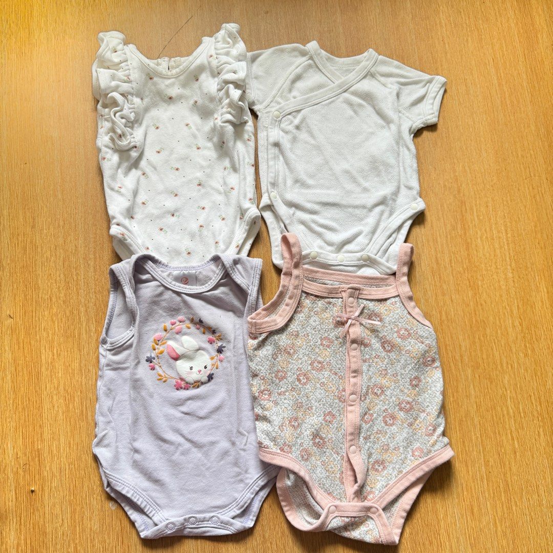 COMBO Romper 3-6m (Category: Babies & Kids Fashion) located in Dungun. Submitted by Ellle (Listing ID 1452144459, Image 1). Description: Size 3-6month condition good 1RM3 All RM10 #NotForFussyMummy .
