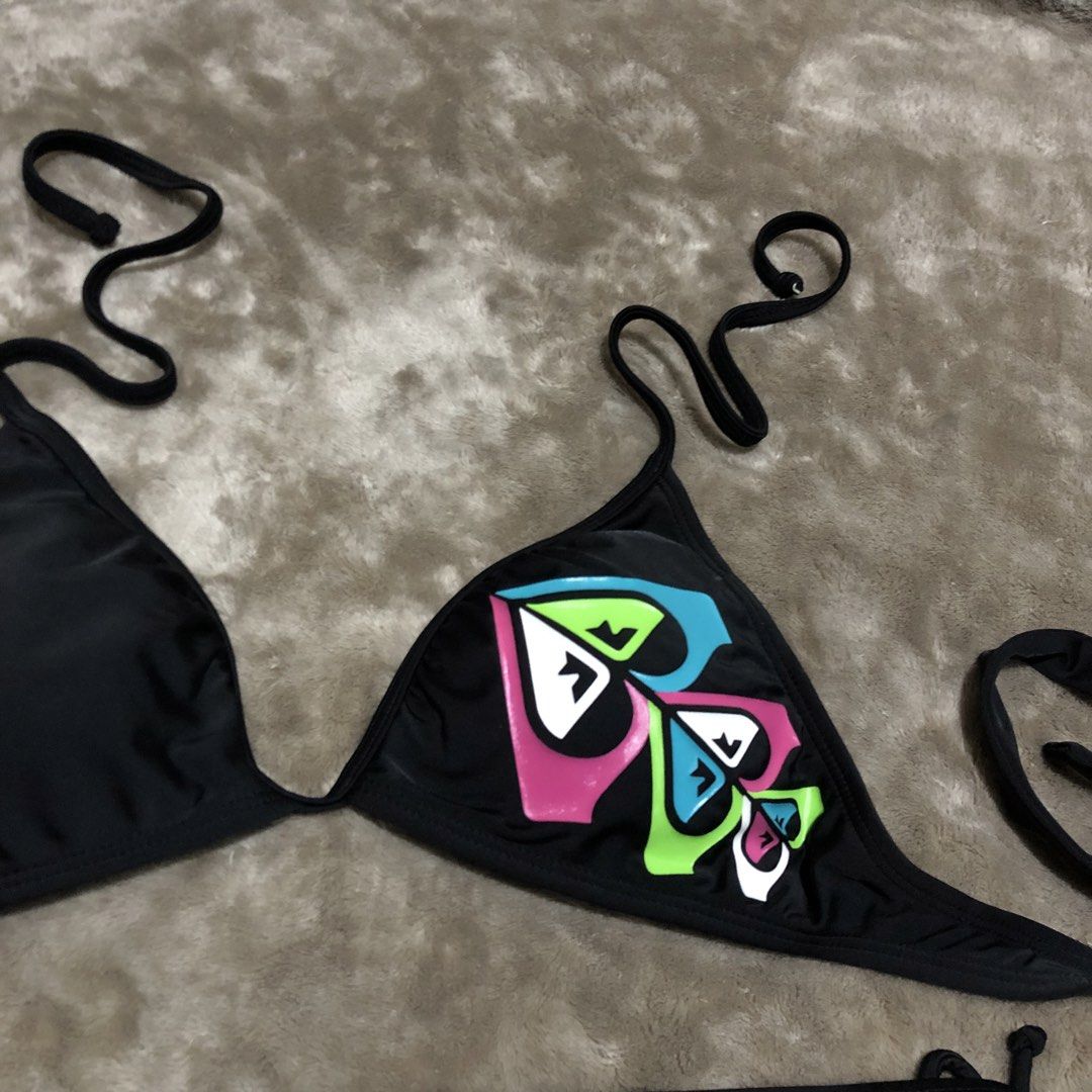 Roxy Black Bikini (Category: Bikinis & Swimsuits) located in Manila. Submitted by theactualized (Listing ID 1452118061, Image 2). Description: .
