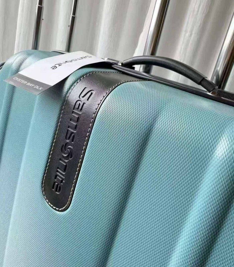 Samsonite luggage (Category: Luggage) located in Manila. Submitted by vtravelite.18 (Listing ID 1452190383, Image 3). Description: Samsonite luggage Brand new and Original light weight spinner TSa Lock Flexible materials price small 8000 medium 9,000 large 10,000 Hi Client pass Po sa kwentuhan if Hindi Po interested wag na pong mag message daming nag message pero Hindi Naman nag rereply 😁😁.