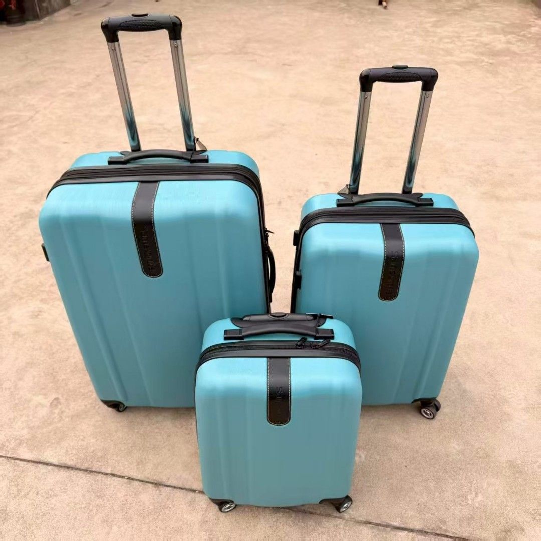 Samsonite luggage (Category: Luggage) located in Manila. Submitted by vtravelite.18 (Listing ID 1452190383, Image 2). Description: Samsonite luggage Brand new and Original light weight spinner TSa Lock Flexible materials price small 8000 medium 9,000 large 10,000 Hi Client pass Po sa kwentuhan if Hindi Po interested wag na pong mag message daming nag message pero Hindi Naman nag rereply 😁😁.