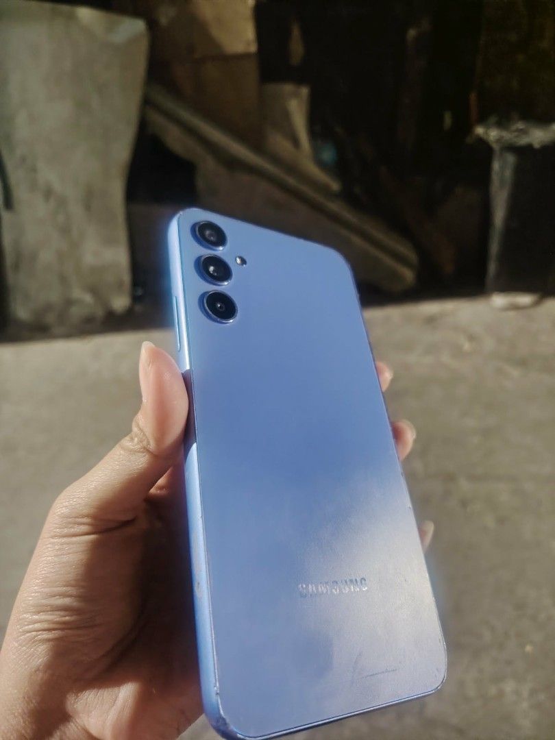 samsung a34 5g 128gb (Category: Samsung) located in Manila. Submitted by mightyocean_85ab98 (Listing ID 1452304988, Image 3). Description: no issue dents lang. sale or swap.