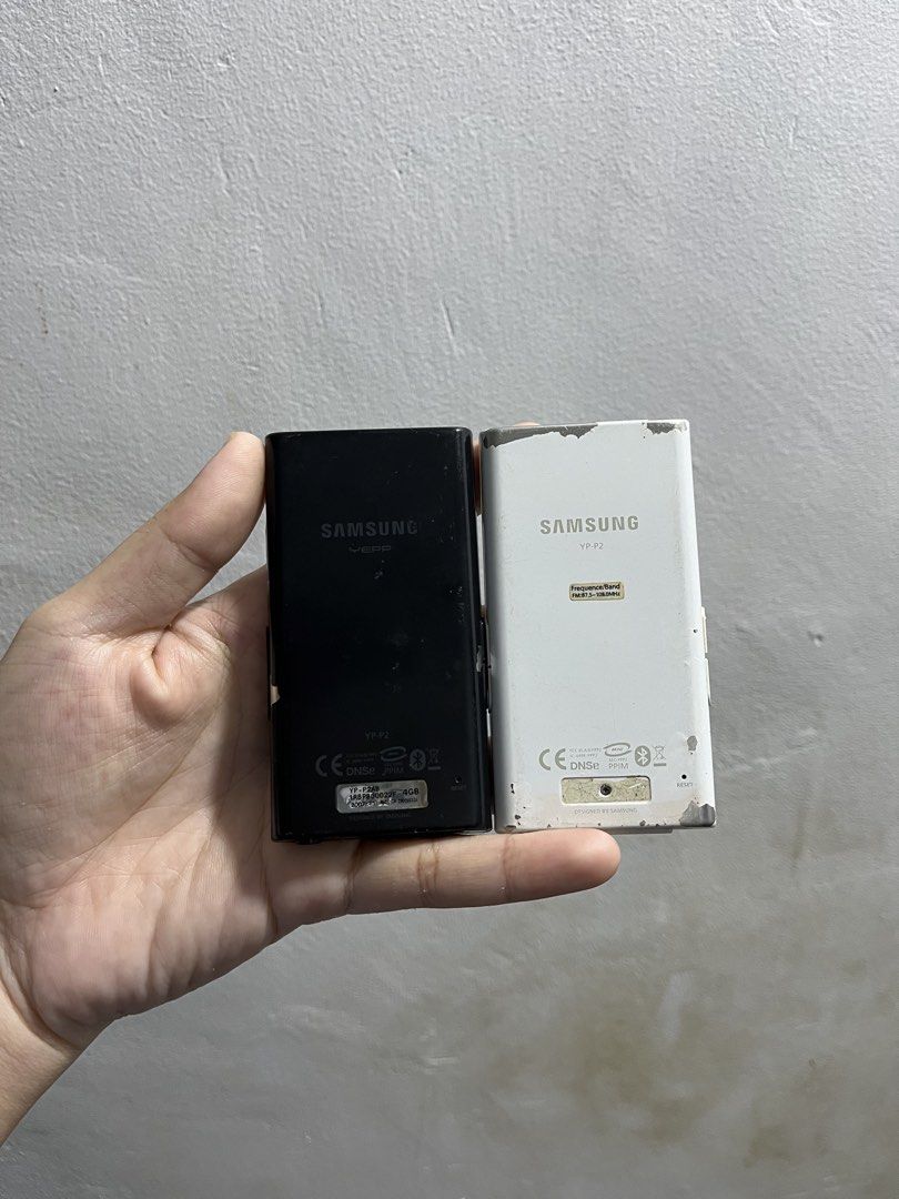 Samsung mp3 players (Category: Portable Music Players) located in Manila. Submitted by apple_siri (Listing ID 1452287853, Image 2). Description: Issue no charger untested unit.