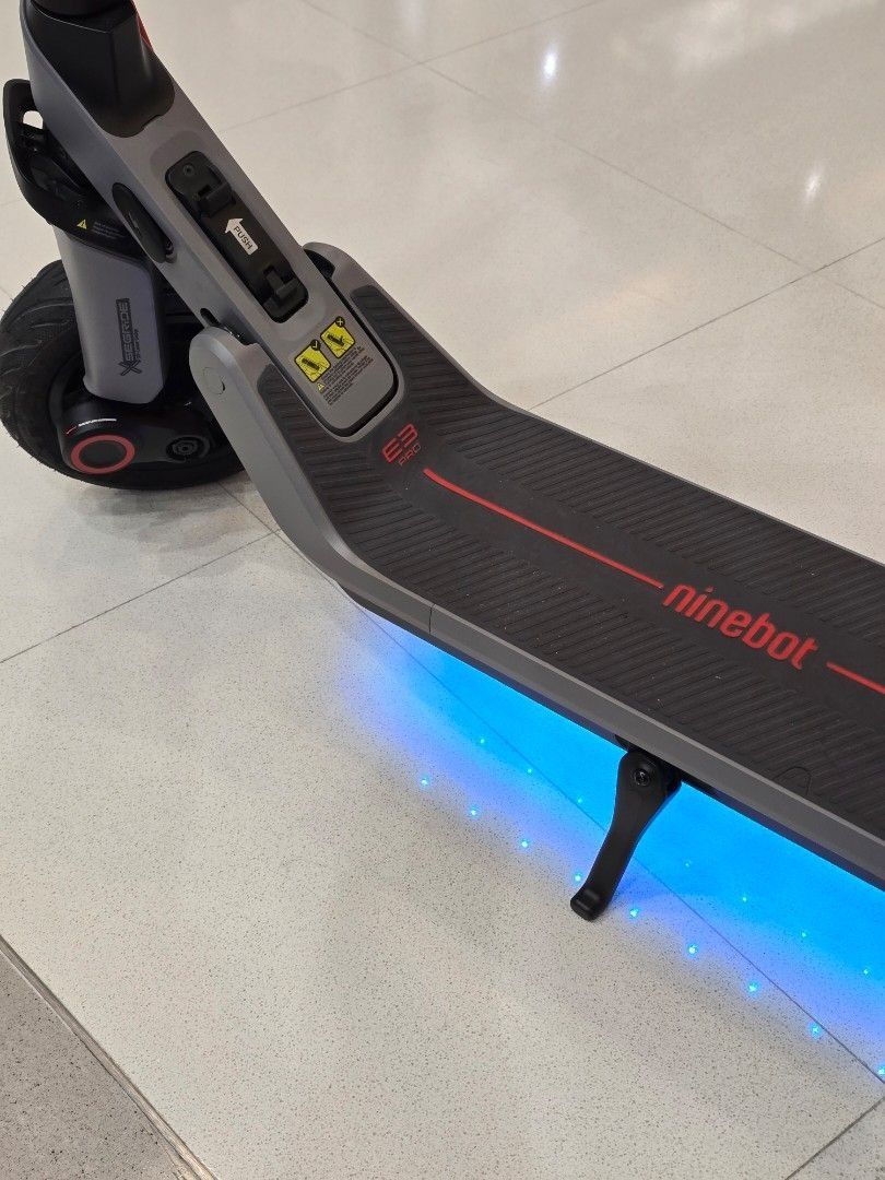 Segway E3 Pro Scooter (Category: Skates, Rollerblades & Scooters) located in Kuala Lumpur. Submitted by jjxxdd_88 (Listing ID 1452307922, Image 2). Description: 📍 Physical store available. Feel free to chat with me if you have any questions. You are welcome to visit our store to view and test the product before purchasing. COD and in-store payment are available for a safe and hassle-free transaction. 😊 ✅ Brand New Malaysia Set ✅ 1-Year Official