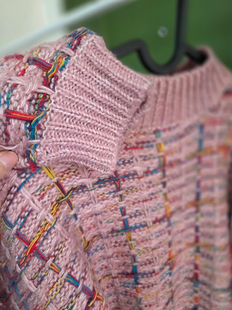 SHEIN Pink Knit Sweater with Colorful Thread Detail (Category: Longsleeves) located in Sungai Buloh. Submitted by fazryanav94 (Listing ID 1452143469, Image 2). Description: - Pink knit sweater from SHEIN - Textured weave with colorful threads - Ribbed neckline, cuffs, and hem - Soft, Cozy and stylish design - Ideal for layering or wearing solo.