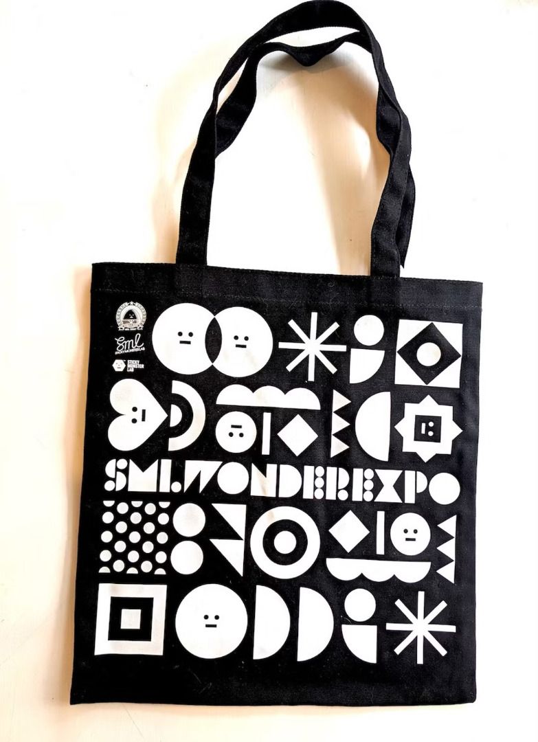 SML sticky monster lab tote bag 帆布袋 sml wonder expo 黏黏怪物研究所 展覽 （分類：Tote Bags）位於 Hong Kong。 由 robert_12 提交（商品編號 1452186927，圖片 1）。簡介： 11/8 前可交收 想係其他站交收請pm 。