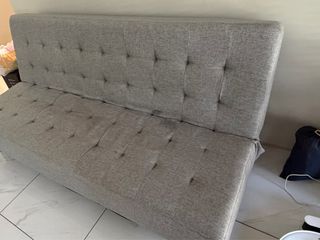 (Kategori: ) berada di . Dikirim oleh mi.prelovedd (ID iklan 1452140176, Gambar 1). Deskripsi: .