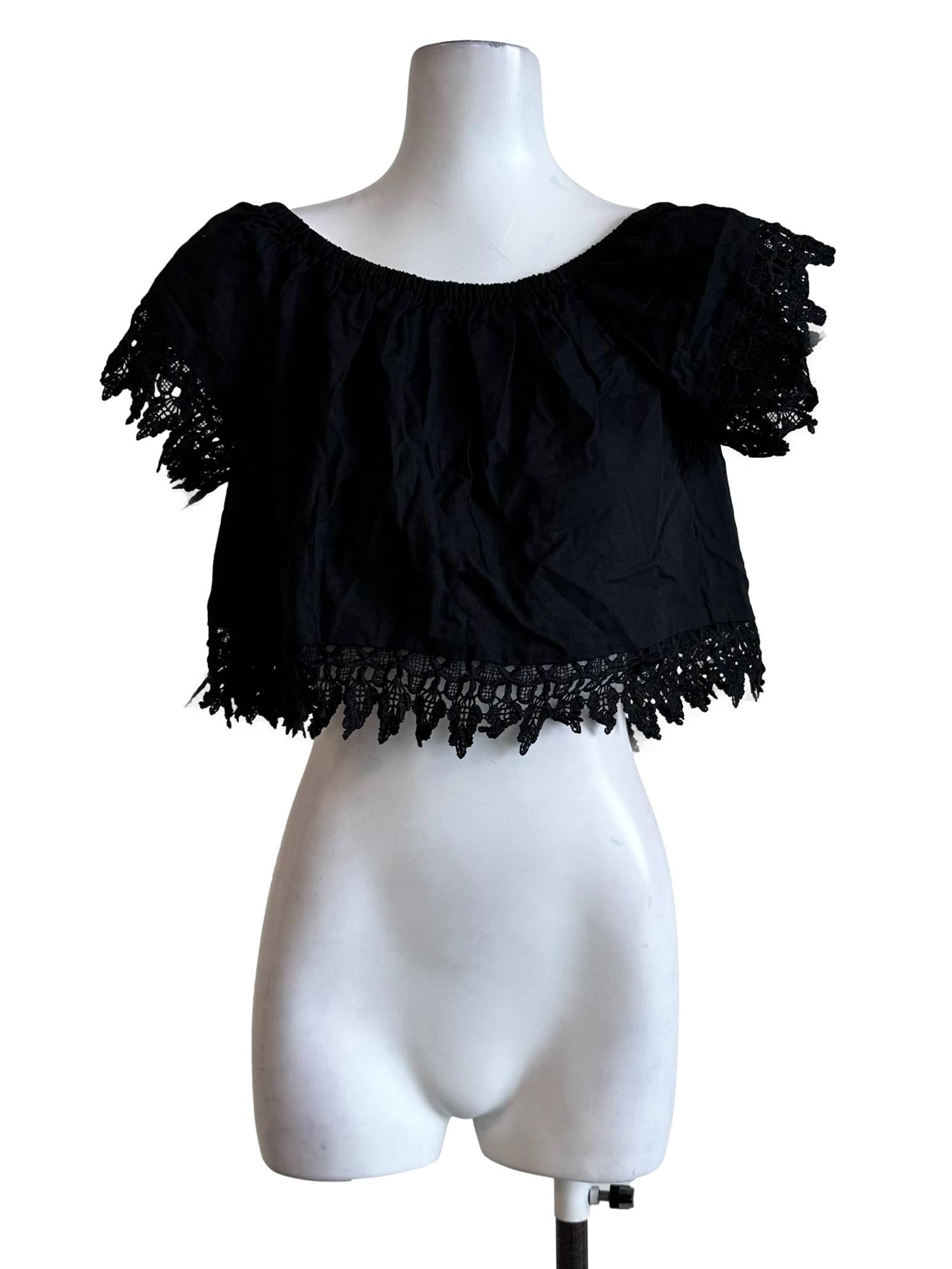 Something Borrowed Black Embroidered Pattern Top (Category: Other Tops) located in Kuala Lumpur. Submitted by refashmy (Listing ID 1452231444, Image 1). Description: [Brand] Something Borrowed [Description] Non Padded Bust Functional Buttons No Pockets [Measurements] Size S PTP - 17'' Waist - '' Length - 15'' [Condition] Please allow 0.5-1 inch difference in our given measurements. Any variance within this range may not be considered as a reason 