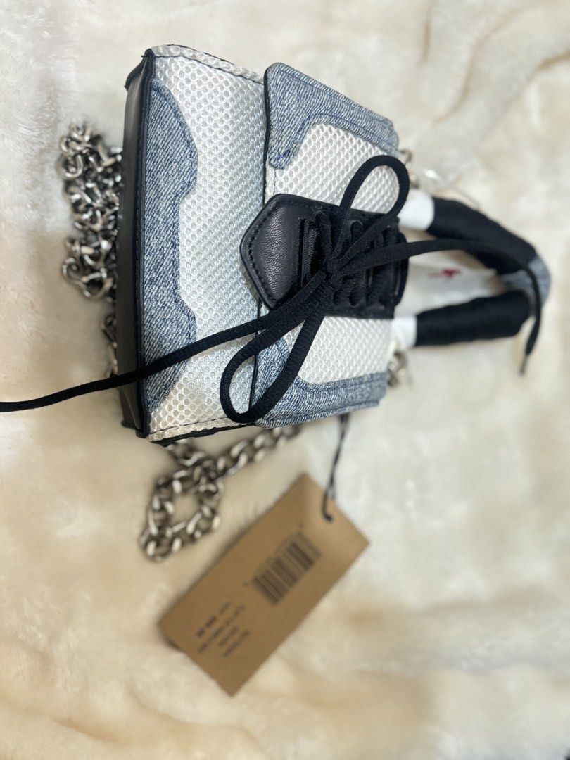 Steve Madden Mini Bag free delivery (Category: Cross-body Bags) located in Mandaue City. Submitted by Currentcrs (Listing ID 1452140471, Image 2). Description: .