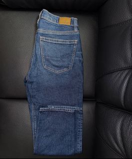 （分類：）位於 。 由 catcatishere 提交（商品編號 1452135636，圖片 1）。簡介： 。