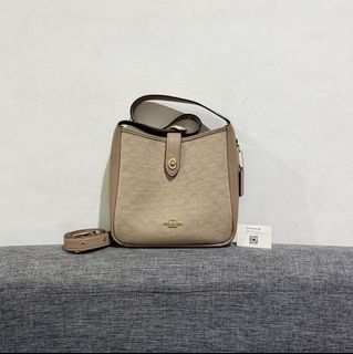 (Kategori: ) berada di . Dikirim oleh secondgood.id (ID iklan 1452295386, Gambar 1). Deskripsi: .