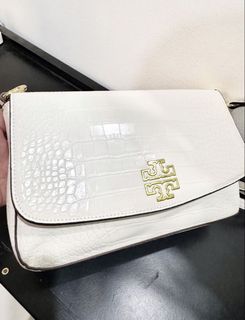 (Category: ) located in . Submitted by shop_millie (Listing ID 1452159776, Image 1). Description: .