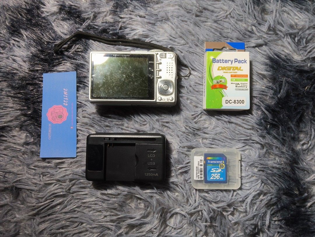 Traveler DC-XZ6 (Full Inclusion) (Category: Cameras) located in Caloocan City. Submitted by cbyceline (Listing ID 1452124281, Image 2). Description: Traveler DC-XZ6 1,000 + SF (NEGOTIABLE) Cosmetics: 9/10 •10.1 megapixel •Crisp Output Issue: •Signs of usage •Battery door (can improvise with electrical tape or rubber band) •May topak when you try to change the modes Ready-to-use inclusion: •Unit •Strap •Battery •Universal Charger •SD Card (256mb) 