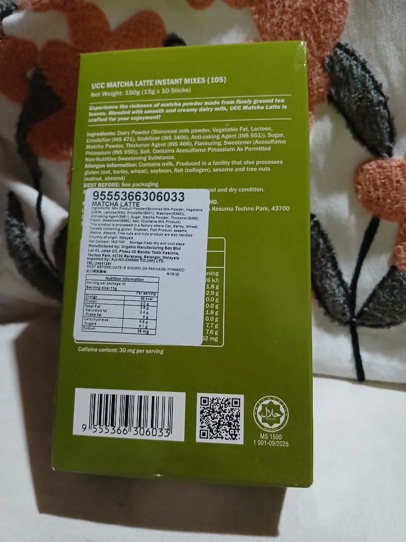 UCC Matcha Latte Instant Mixes (10 Sticks) (Category: Beverages) located in Quezon City. Submitted by mapanak24 (Listing ID 1452109303, Image 2). Description: - UCC Matcha Latte Instant Mix - 10 sticks per pack (15g each) - Made with premium matcha powder - Enjoy a rich and authentic matcha flavor - Quick and easy to prepare: just add hot water or milk - Net weight: 150g.