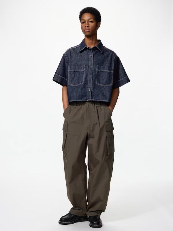 Uniqlo Denim Boxy Shirt (Category: Shirts) located in Pasig City. Submitted by closetmaxxing (Listing ID 1452246944, Image 2). Description: BNWOT Fitted only Medium.