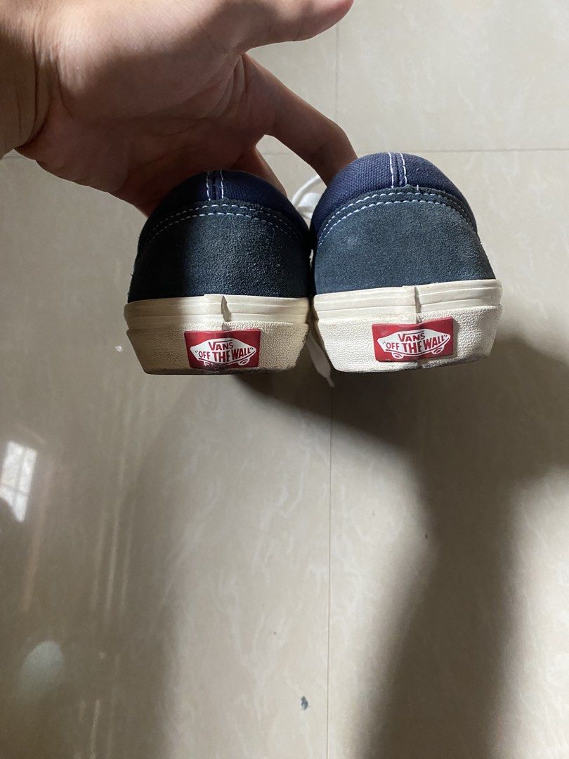 Vans Old Skool Navy Blue Suede Canvas Sneakers (Category: Sneakers) located in Taytay. Submitted by 4eyeees (Listing ID 1452247729, Image 2). Description: .