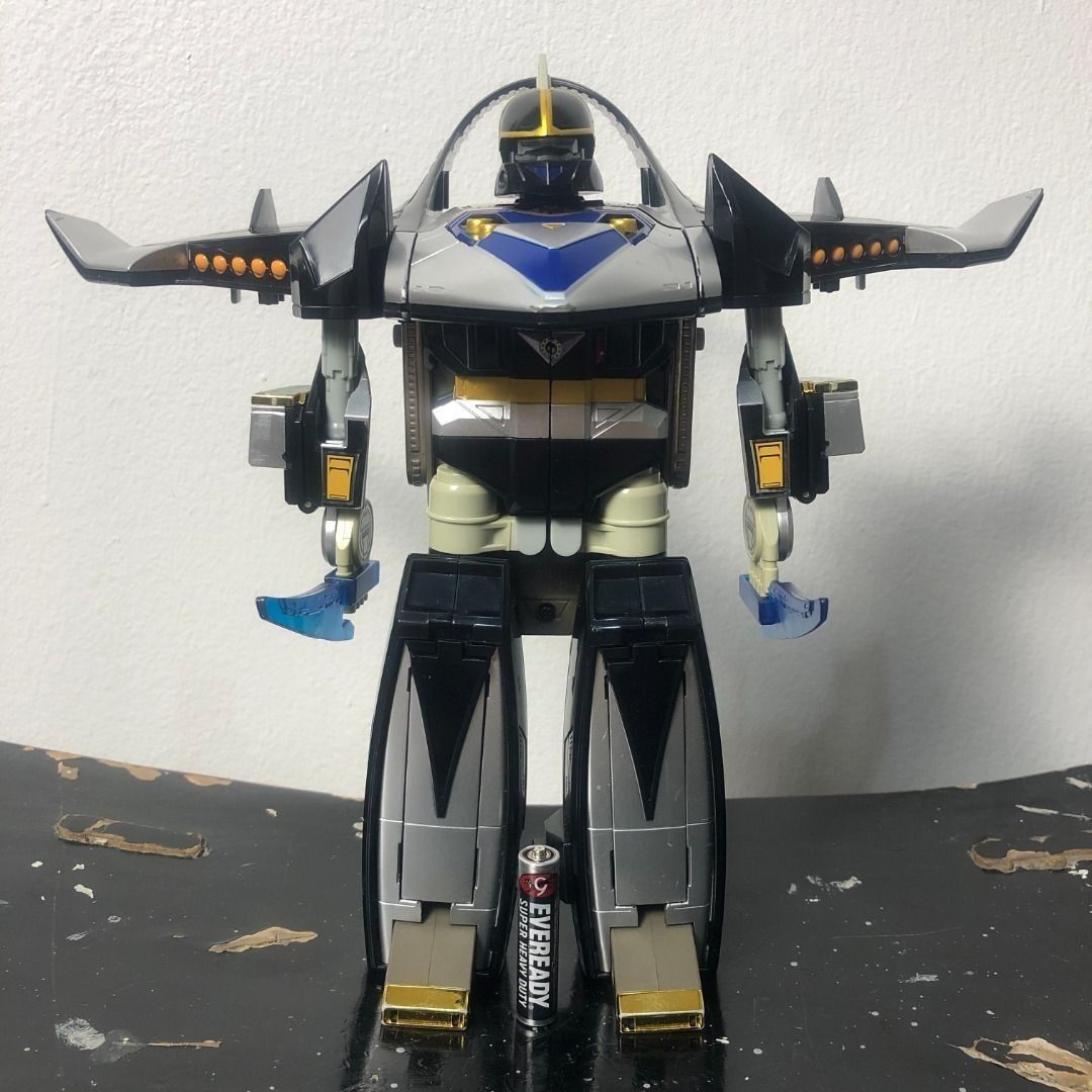 Vintage BANDAI Mirai Sentai Timeranger Power Rangers Time Force DX Time Shadow Megazord Chogokin (Category: Toys & Games) located in Subang Jaya. Submitted by toyslah (Listing ID 1452190327, Image 1). Description: Vintage BANDAI Mirai Sentai Timeranger Power Rangers Time Force DX Time Shadow Megazord Chogokin Price: RM300 ✅ Condition: 9/10 (Sell as is) Size: Refer to the size of battery Remark: -Great Collection for Timeranger Fans -What You See 