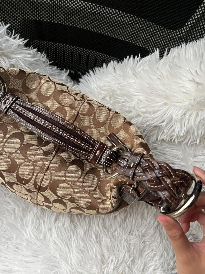 vintage coach braided hobo bag (Category: Shoulder Bags) located in Cabanatuan. Submitted by lilyscart (Listing ID 1452294364, Image 3). Description: vintage coach braided hobo bag (vv pretty) — 8/10 condition — guaranteed authentic ☑️☑️ — signs of usage — issue is posted (yung sa handle niya) — super duper magandaa — kasya ipad (13inches) & essentials dami kayo malalaman pls do manage ur expectation as this is not bnew 🍀 mop: gcash, bank transf