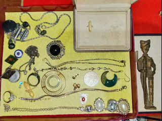 (Category: ) located in . Submitted by retrotastic (Listing ID 1452254110, Image 1). Description: .
