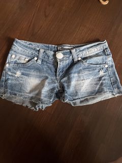 (Category: ) located in . Submitted by fcf123 (Listing ID 1451326287, Image 1). Description: .