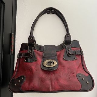 (Kategori: ) berada di . Dikirim oleh auntiesforgottencloset (ID iklan 1452221688, Gambar 1). Deskripsi: .