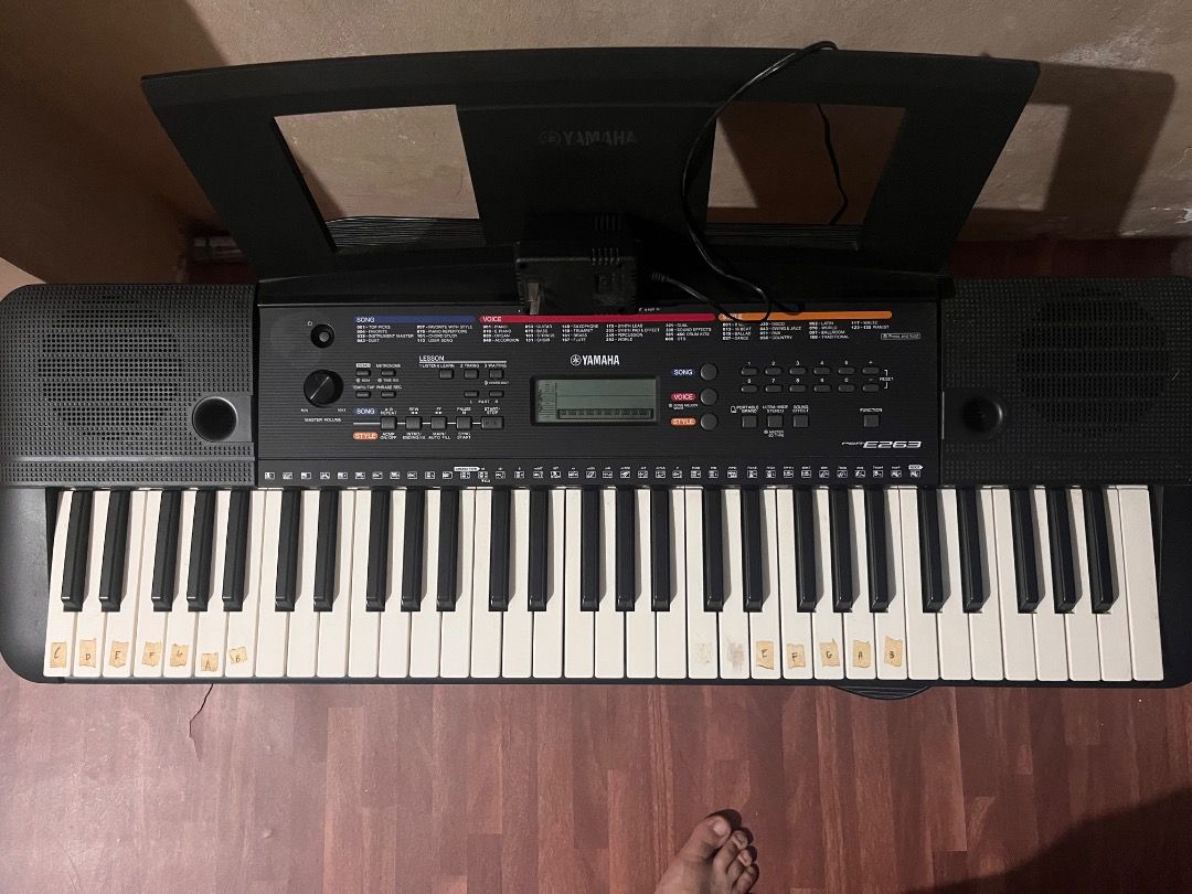 Yamaha PSR E263 (Category: Musical Instruments) located in Caloocan City. Submitted by kd.nulud0293 (Listing ID 1452254117, Image 3). Description: Selling YAMAHA PSR E263 61 full-size keys ✅ 130 accompaniment styles ✅ Built-in learning mode (Y.E.S.) ✅ AUX IN at headphone jack ✅ Battery or adapter powered Slightly used condition Good as new Test all you want .