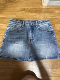 (Category: ) located in . Submitted by 001qi (Listing ID 1452219253, Image 1). Description: .