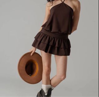 (Category: ) located in . Submitted by clearmywardrobepleasee (Listing ID 1452241742, Image 1). Description: .