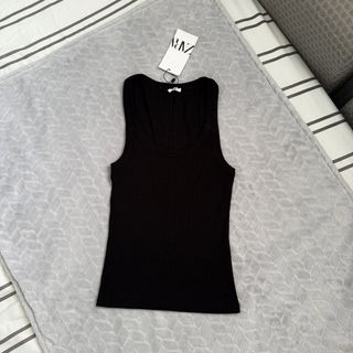 (Category: ) located in . Submitted by minimecloset (Listing ID 1452233042, Image 1). Description: .