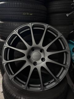 (Category: ) located in . Submitted by tyre_lads_pte_ltd (Listing ID 1452350315, Image 1). Description: .