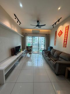 (Category: ) located in . Submitted by wennieho (Listing ID 1446527931, Image 1). Description: .