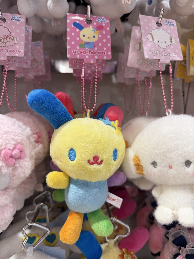 日本東京連線 代購 usahana sanrio 公仔 掛飾 髮夾 八達通套 伸縮小袋子 31/7 截單 （分類：絨毛玩具）位於 Hong Kong。 由 nudebeauty_bubi 提交（商品編號 1452423337，圖片 3）。簡介： 日本連線中 多款usahana精品 可以dm 報價🙏🏻。