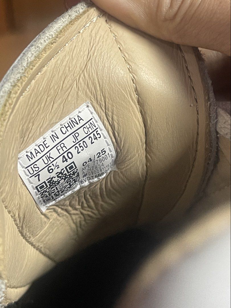 Adidas GATS (Category: Sneakers) located in Quezon City. Submitted by d.archives (Listing ID 1452505758, Image 2). Description: too big fits size 8 1/2 - 9 (25cm) .