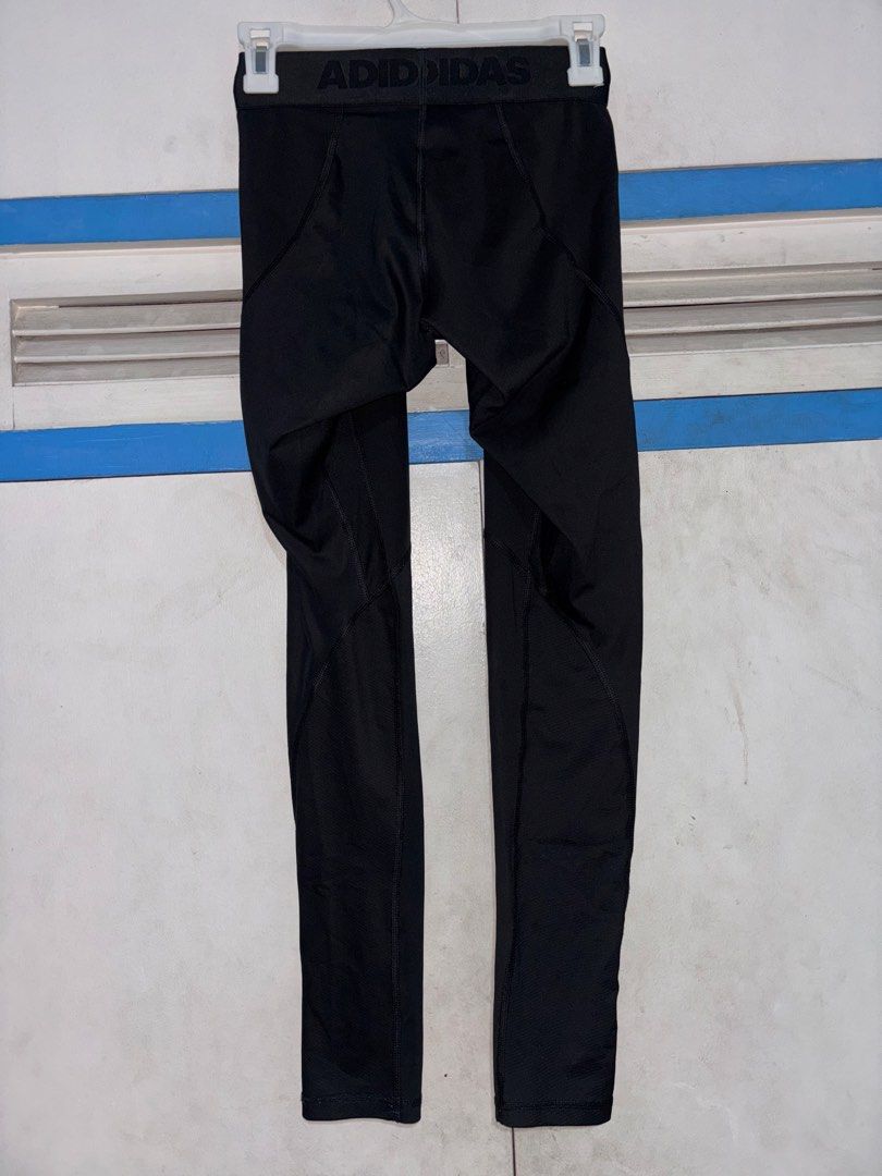 Adidas Techfit Compression Tights (Category: Activewear) located in Pasig City. Submitted by timmybatoon (Listing ID 1452354486, Image 2). Description: Adidas Techfit Compression Tights Size on tag: M Dimensions: 30-35inW x 38inL Price: 800.