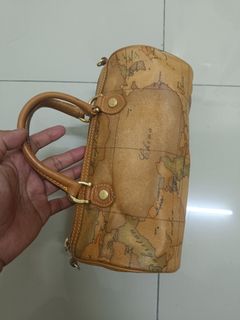(Category: ) located in . Submitted by saclassic_collections (Listing ID 1452478159, Image 1). Description: .