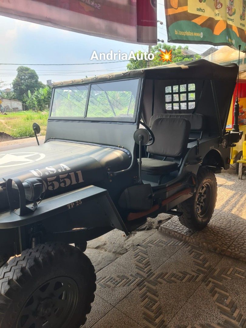 AMERICAN LEGEND CLASSIC CAR SERIES WILLYS JEEP / MB MODEL (Kategori: Mobil untuk Dijual) berada di Bandung. Dikirim oleh andri_1107 (ID iklan 1452502274, Gambar 3). Deskripsi: AMERICAN LEGEND CLASSIC CAR SERIES WILLYS JEEP / MB MODEL FOR SALE Speck; Mesin bensin Jimny Katana BPKB only Surat thn 1955 Transmisi Katana 4x2 Asesoris lengkap Rem depan cakram Instrumen lengkap, fungsional Undertrail aman Kanvas dan jok baru Cat baru restorasi full MINA