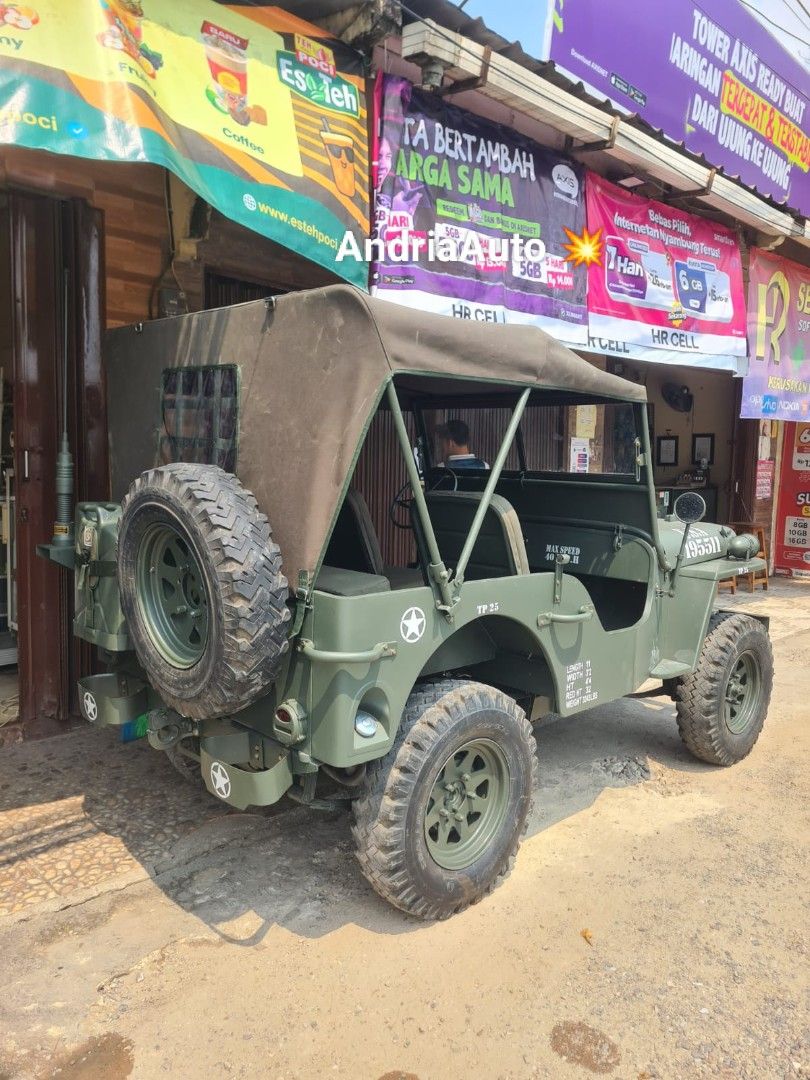 AMERICAN LEGEND CLASSIC CAR SERIES WILLYS JEEP / MB MODEL (Kategori: Mobil untuk Dijual) berada di Bandung. Dikirim oleh andri_1107 (ID iklan 1452502274, Gambar 2). Deskripsi: AMERICAN LEGEND CLASSIC CAR SERIES WILLYS JEEP / MB MODEL FOR SALE Speck; Mesin bensin Jimny Katana BPKB only Surat thn 1955 Transmisi Katana 4x2 Asesoris lengkap Rem depan cakram Instrumen lengkap, fungsional Undertrail aman Kanvas dan jok baru Cat baru restorasi full MINA