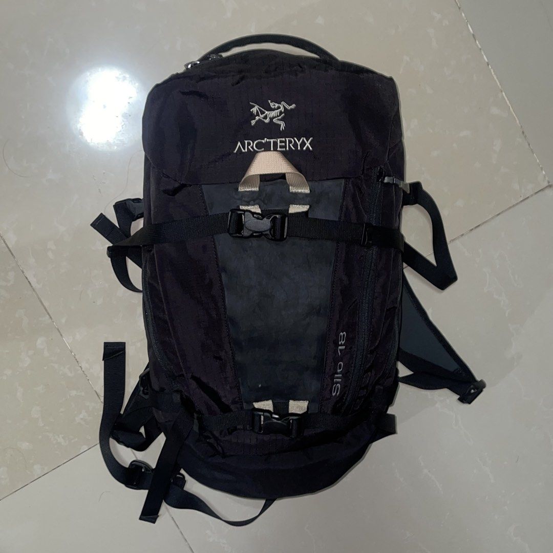 Arc'teryx Silo 18 Backpack Black (Category: Backpacks) located in Caloocan City. Submitted by thestolengoods (Listing ID 1452459456, Image 2). Description: - Arc'teryx Silo 18 Backpack - Color: Black - Made in the Philippines - Material: Nylon shell with polyurethane coating - Ideal for outdoor adventures or daily commutes - Multiple straps for attaching gear.