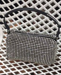 (Category: ) located in . Submitted by designerlaneph (Listing ID 1452481278, Image 1). Description: .