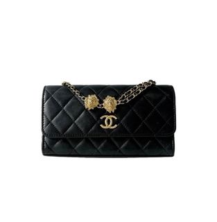 (Category: ) located in . Submitted by luxfashionz (Listing ID 1452471114, Image 1). Description: .