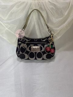 (Kategori: ) berada di . Dikirim oleh kawaiibagsbyindy (ID iklan 1452473950, Gambar 1). Deskripsi: .