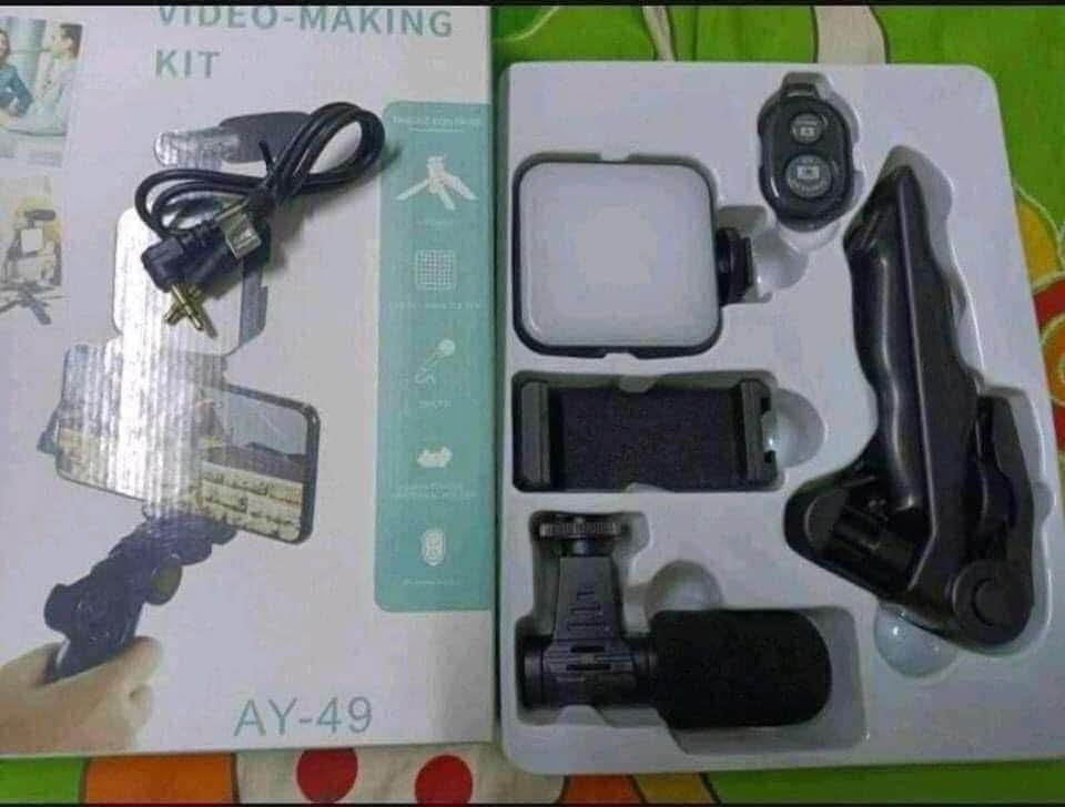 ay-49 video making kit / vlogging kit (Category: Lighting & Studio Equipment) located in Manila. Submitted by yzcartph (Listing ID 1452328951, Image 1). Description: .
