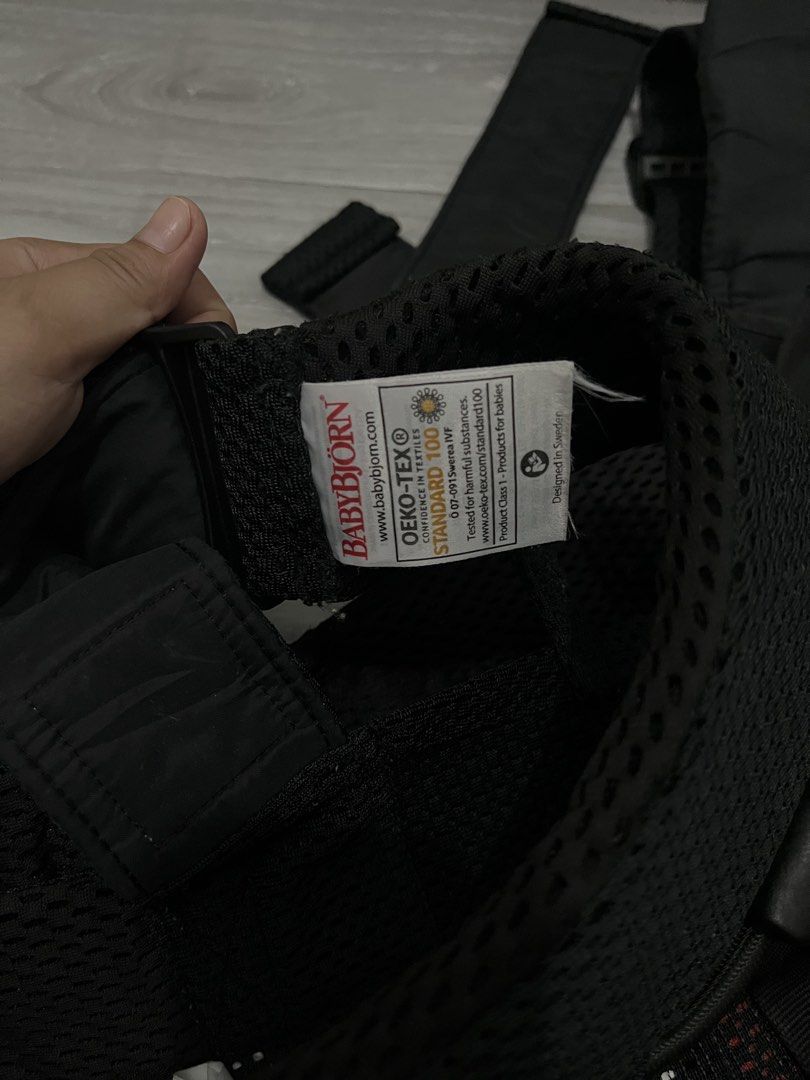 Baby Bjorn Carrier (Category: Babies & Kids Fashion) located in Rizal. Submitted by dyclutterr (Listing ID 1452358259, Image 2). Description: .